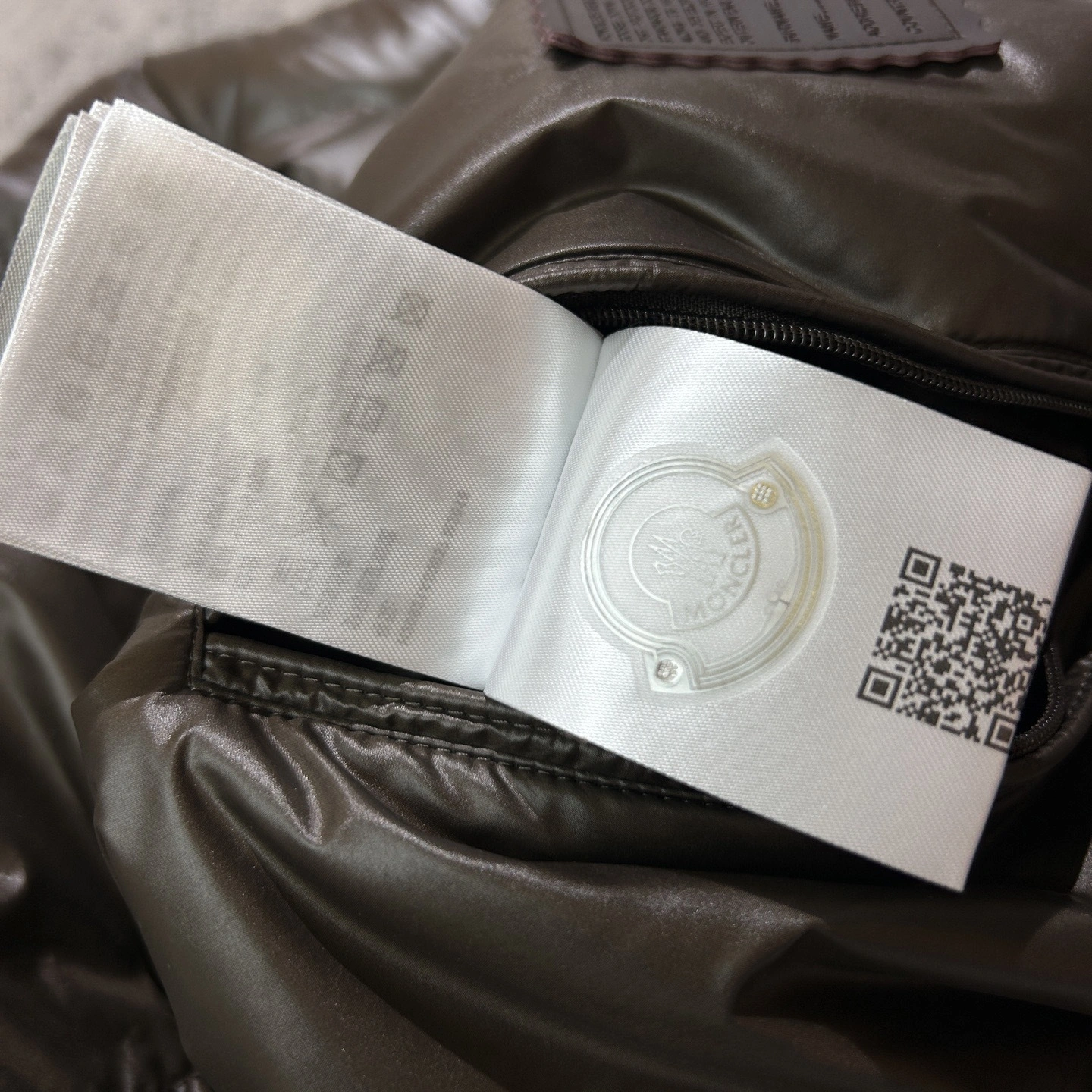 wg.luxury-- 7o9385r Down jacket white goose down reversible 3colour item: E-F443J1220-3H